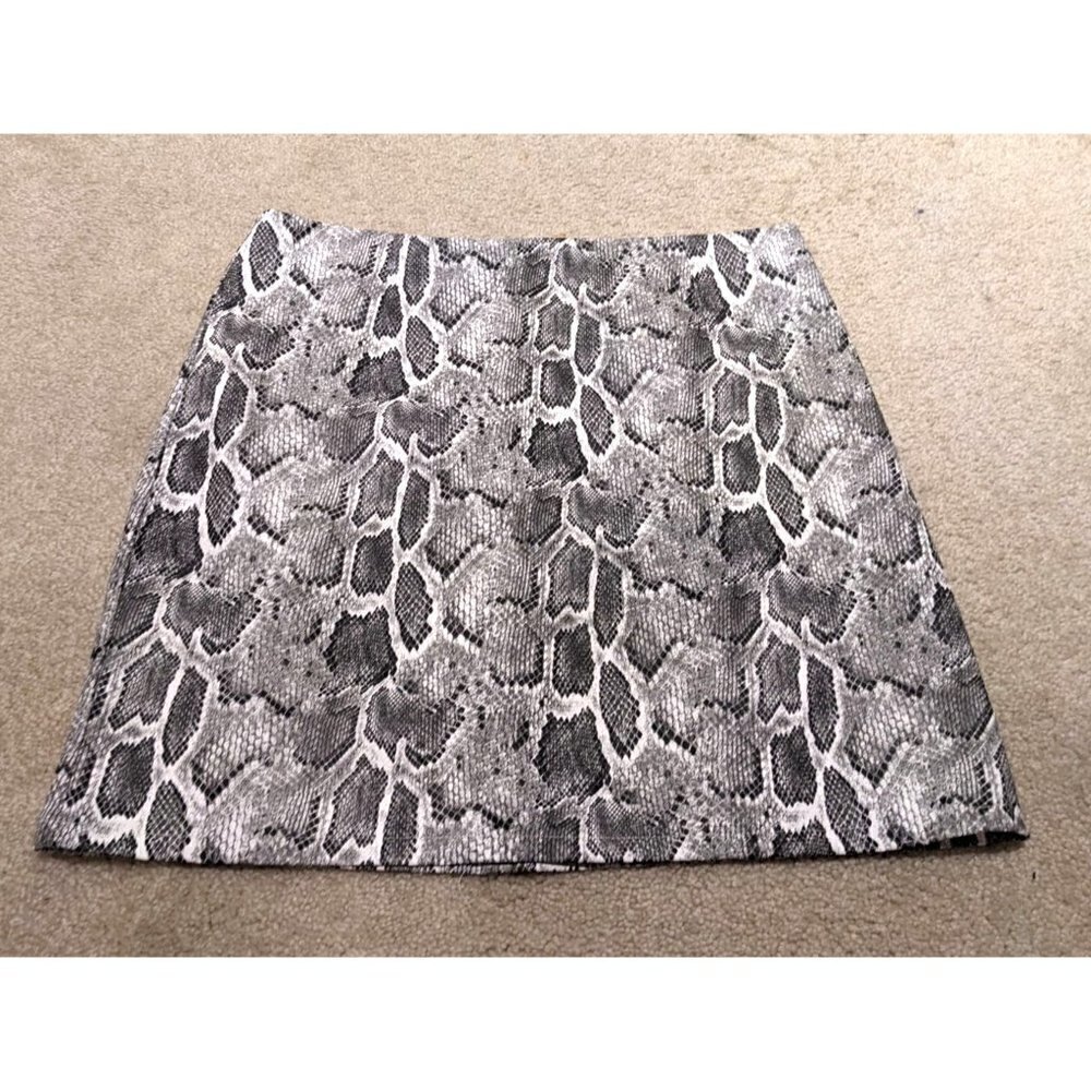🐍 Lisa & Lucy Faux Snakeskin Mini Skirt Gray and Black Glamcore Womens M